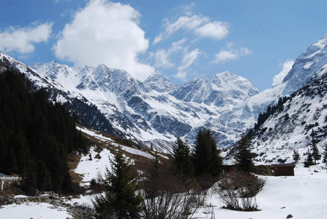 Apart Pitzenklamm 阿泽皮茨陶 外观 照片